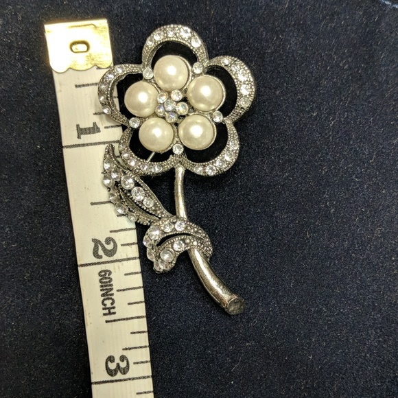 Vintage Brooch silvertone with CZ and pearls - Picture 4 of 4